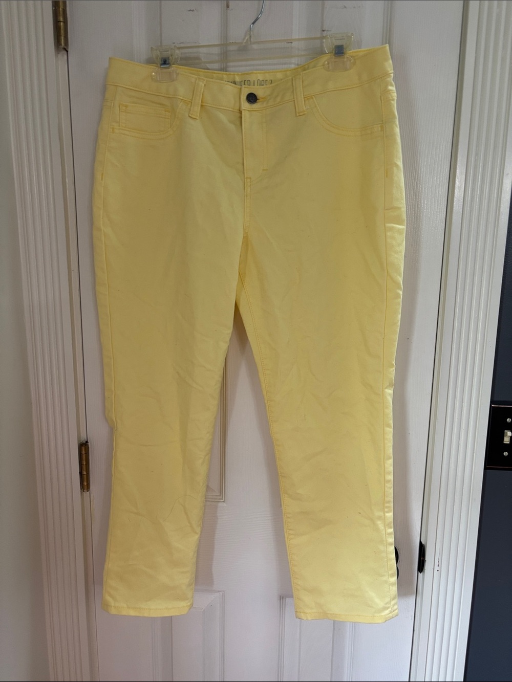 Jennifer Lopez Pale Yellow Cropped Stretch Jeans